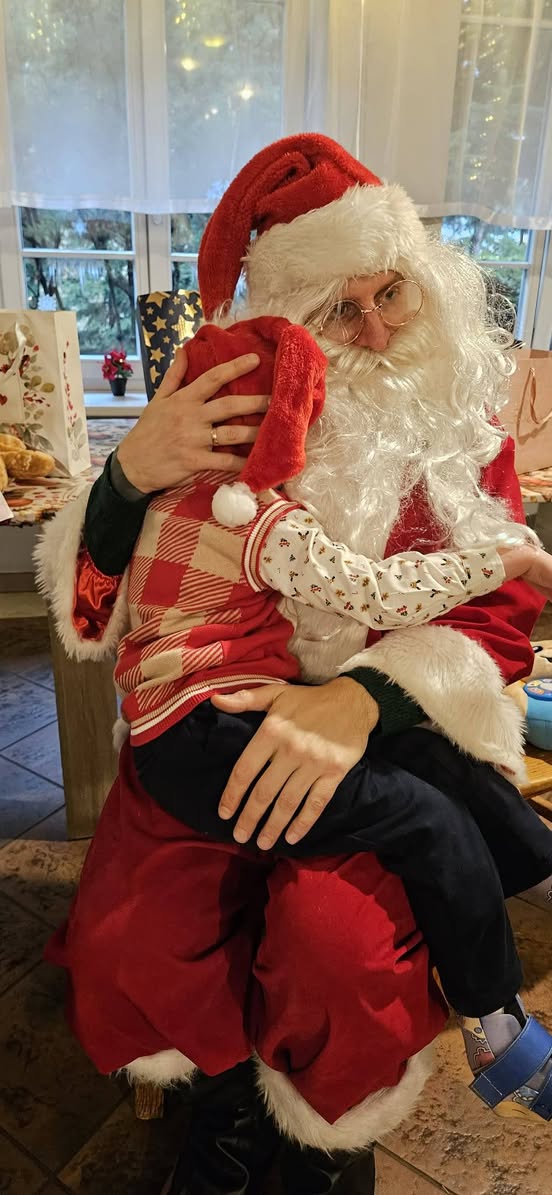 Chwila czułości ze Świętym Mikołajem